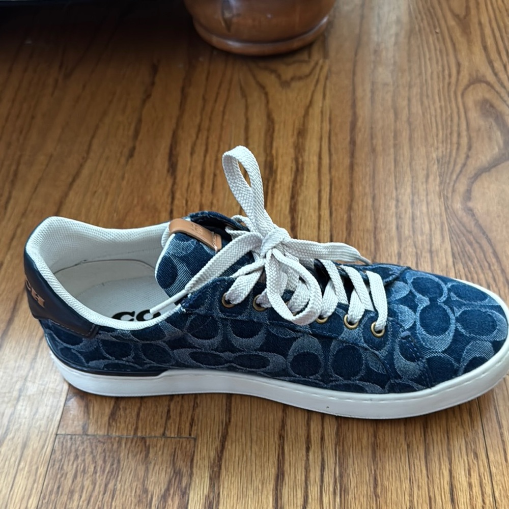 EUC unisex Coach Blue Patterned Sneakers